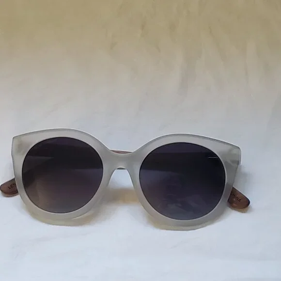 Blue Planet Ellyn Polarized Sunglasses - Matte Beige/Walnut/ Brown - Picture 1 of 9